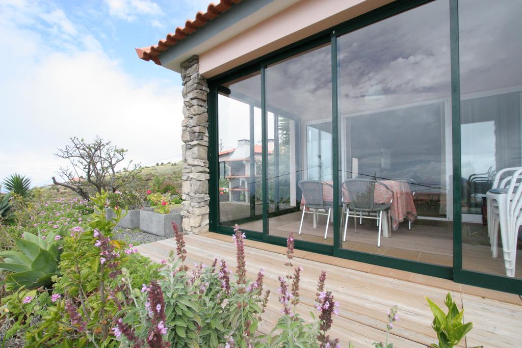 Banda Do Sol Self Catering Cottages Estreito Da Calheta Esterno foto