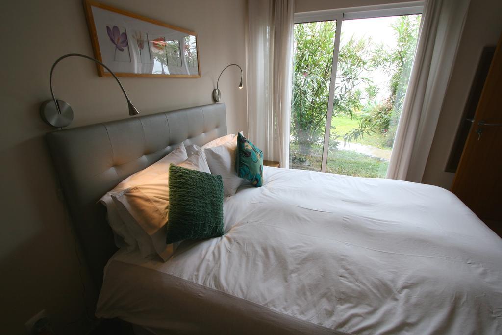 Banda Do Sol Self Catering Cottages Estreito Da Calheta Esterno foto