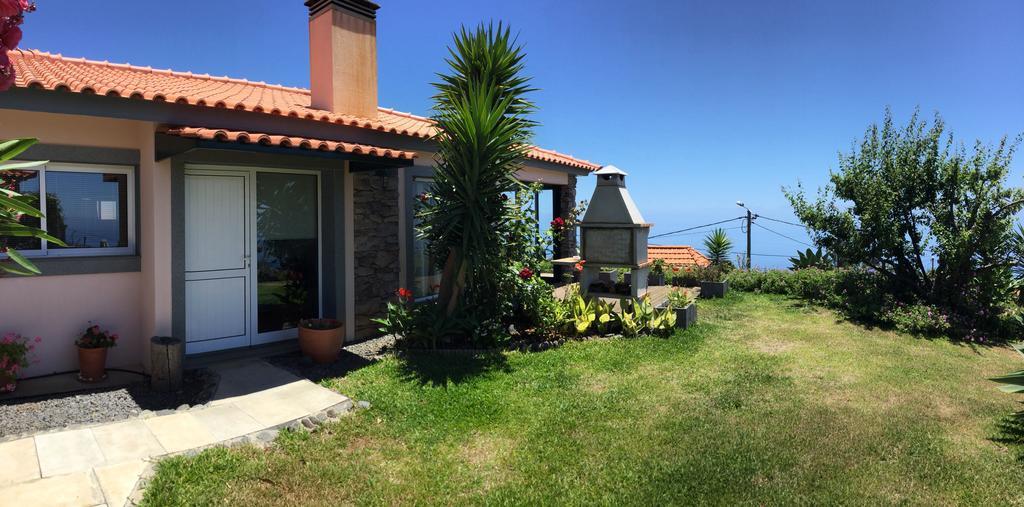 Banda Do Sol Self Catering Cottages Estreito Da Calheta Esterno foto